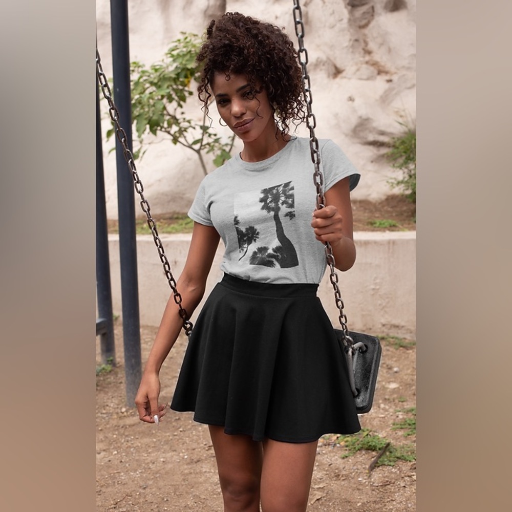 🌸 Palm Trees Crew Neck Short Sleeve T- Shirt